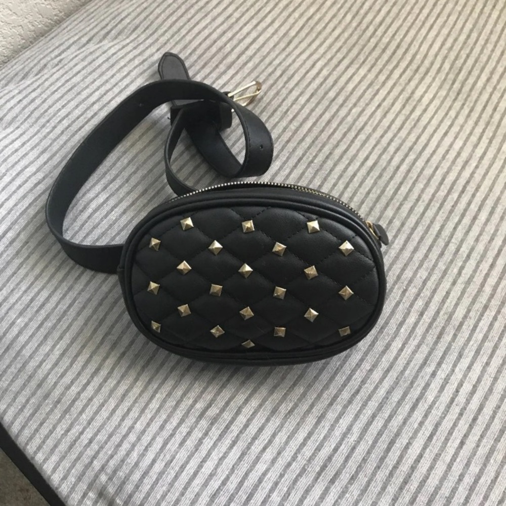 Fanny pack